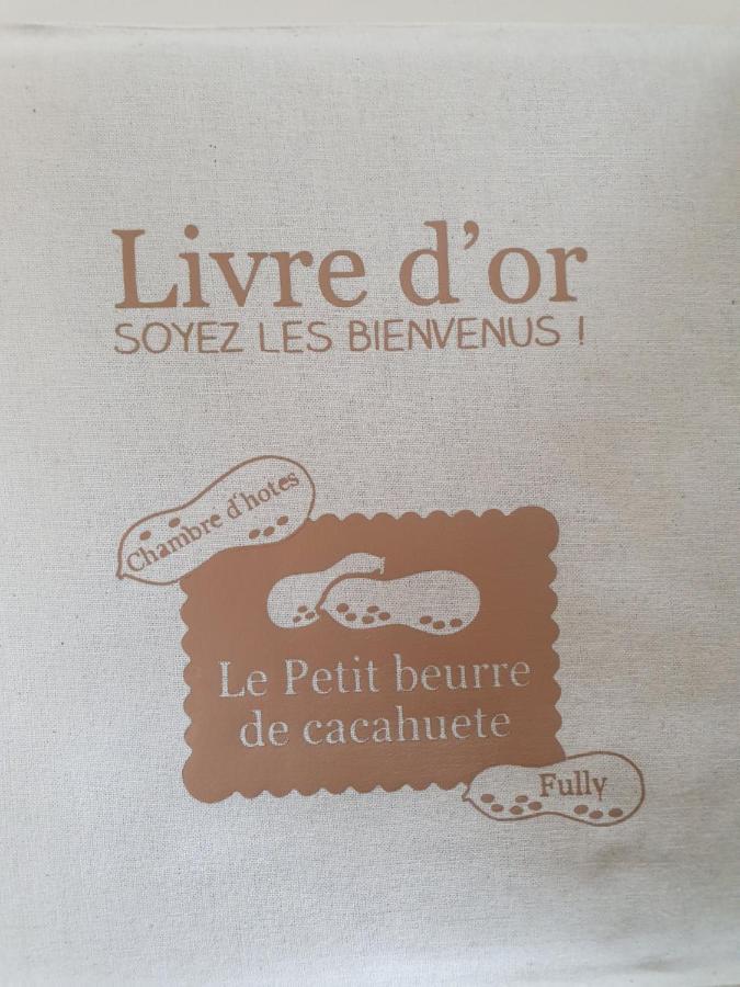 Le Petit Beurre De Cacahuète Et Le Café De Paris *