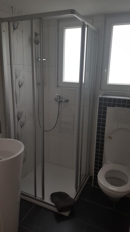 Le Petit Beurre De Cacahuete Et Le Poivre Et Sel
